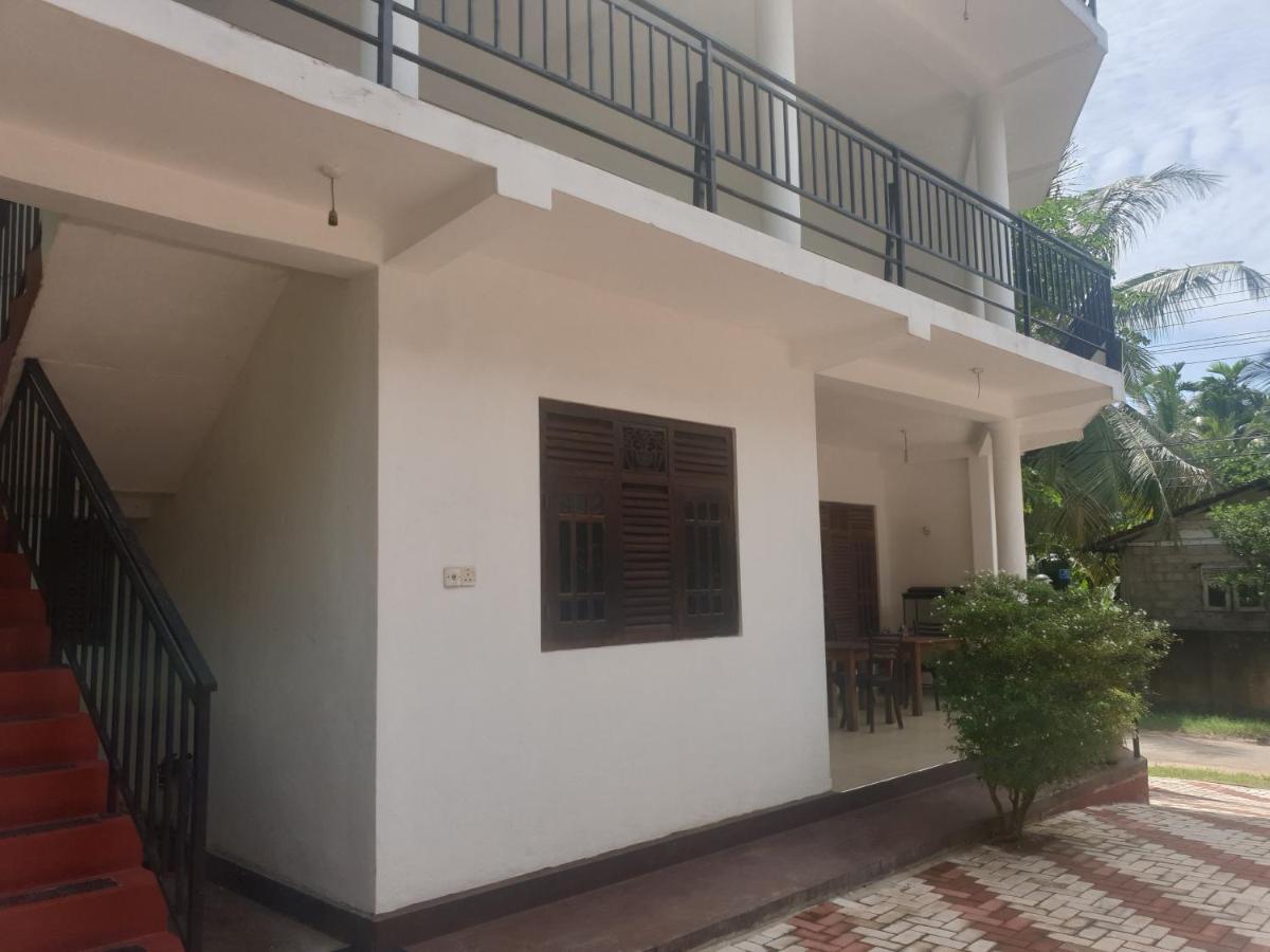 Resident Villa Унаватуна Екстериор снимка